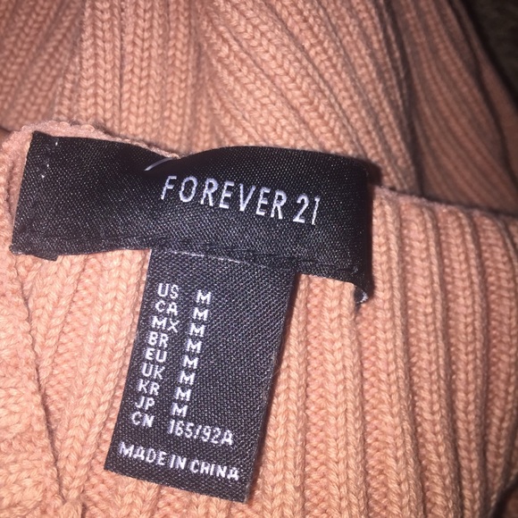 Crop top - Picture 5 of 5